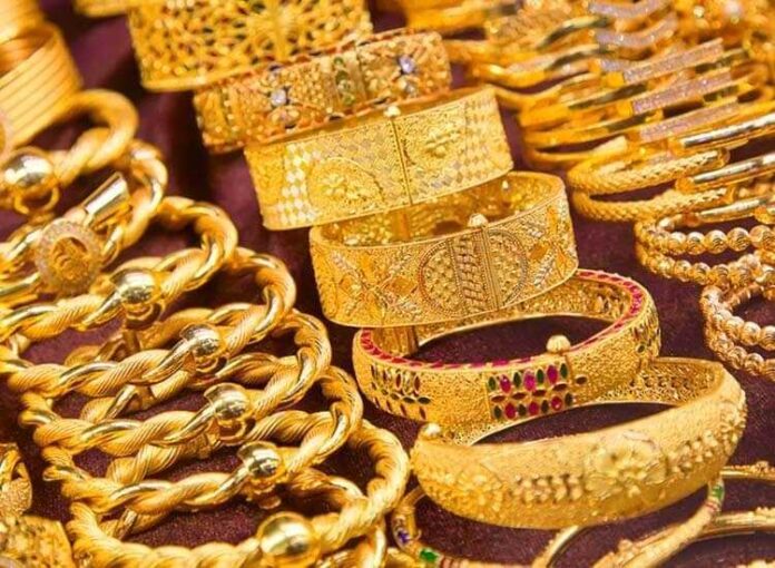 C:\Users\DELL\Pictures\Jewelry-Gold-and-Silver-Jewelry-is-the-Most-Expensive-for-Online-Shopping.jpg
