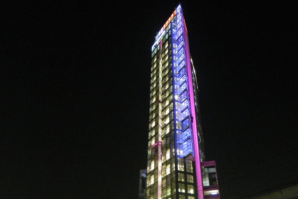 Bank Al-Habib Plans To Buy Karachi's High Rise Building Centrepoint