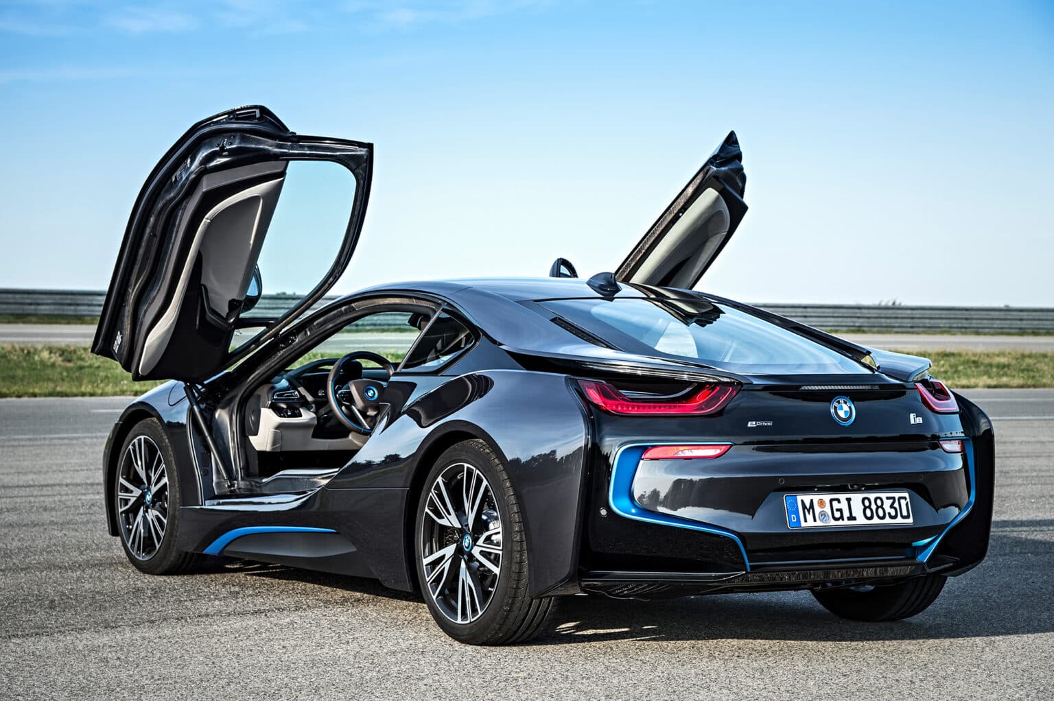 BMW i8 Price in Pakistan 2023 Specs, Features, Colors, and Pictures