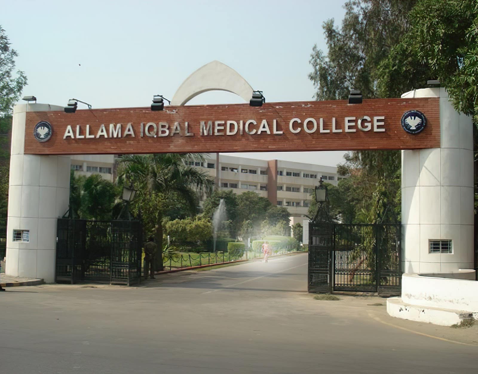 Top 20 Medical Colleges in Pakistan (Updated 2021) | Top Study World