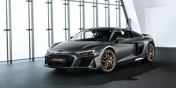 Audi R8 Exterior