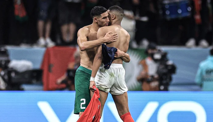 Frances Mbappe And Moroccos Hakimi Swap Shirts In Fifa Worldcup Semi Final Startup Pakistan