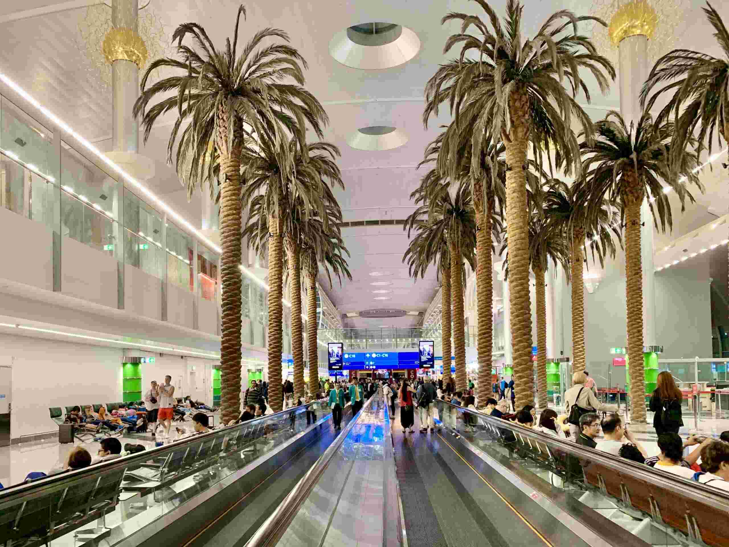 Dubai Airport Announces Duty Free Jobs With Salary Upto 15 000 Dirhams 