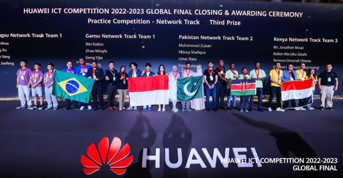 Pakistani students took top positions in Huawei ICT competition held in China