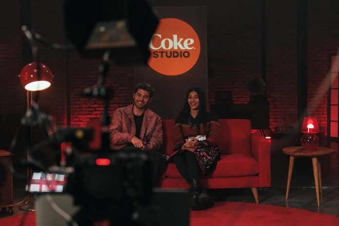 Shae Gill and Evdeki Saat Team Up to Release New Song 'One Love' with Coke Studio™