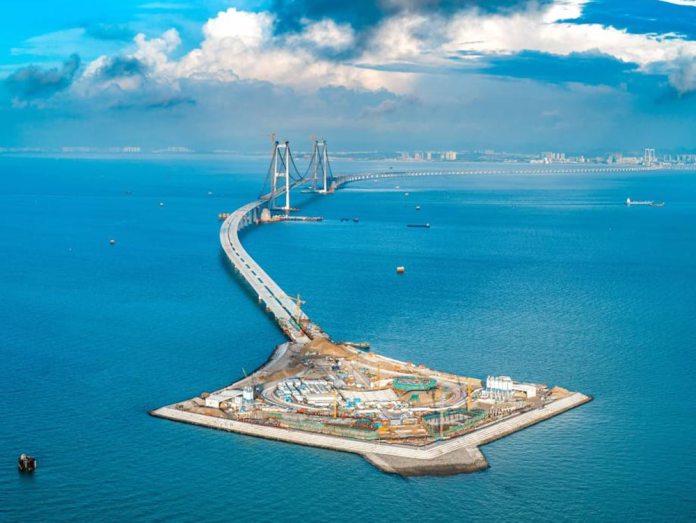 This 24-km-long Cross-Sea Link Opens to Traffic With 10 World Records!