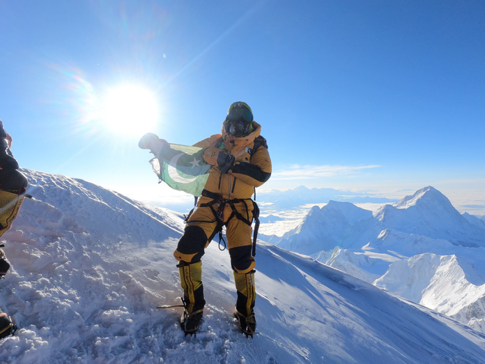 Proud Moment for Pakistan as 22-Year-Old Shehroze Kashif Becomes Youngest Pakistani to Summit All 14 Highest Peaks